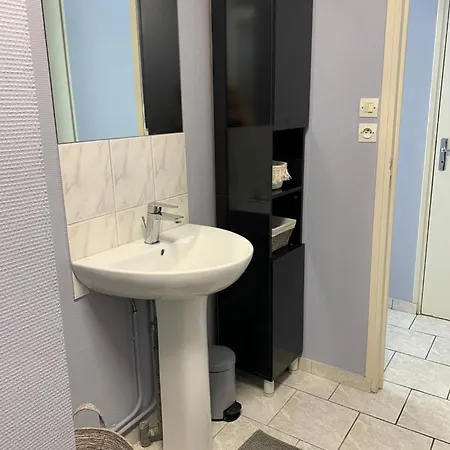 Apartment Meuble, Calme *