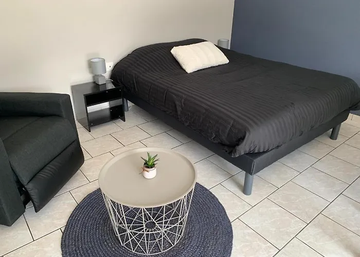 Meuble, Calme Сент-Аман-лез-О